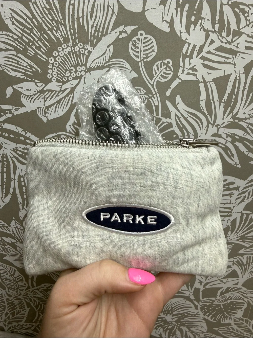 PARKE Claw Clip - Dark Grey - Back to school